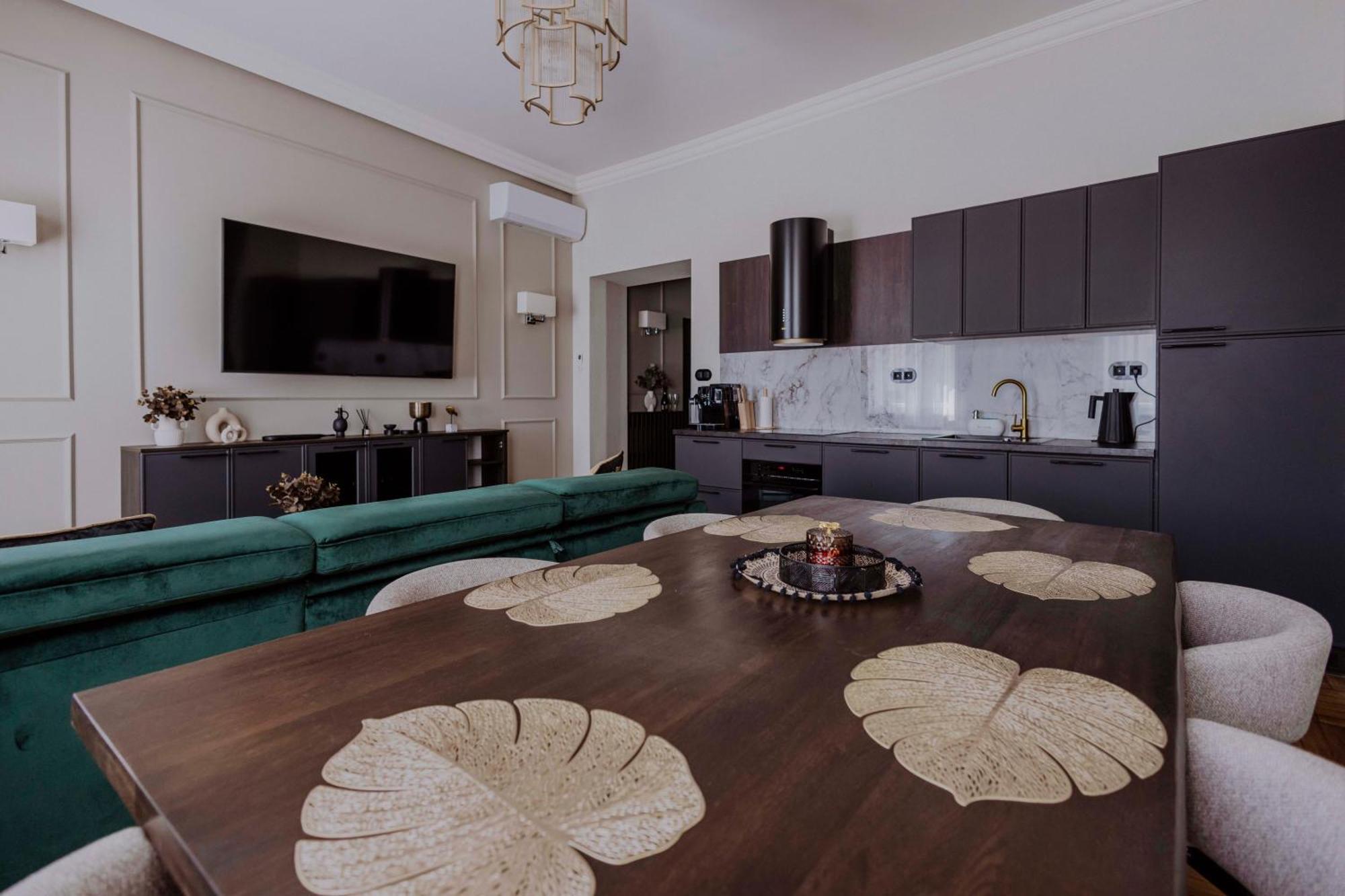 Crown Pearl - Wonderful Apartment, 110Scm, 4 Rooms Cracovia Exterior foto