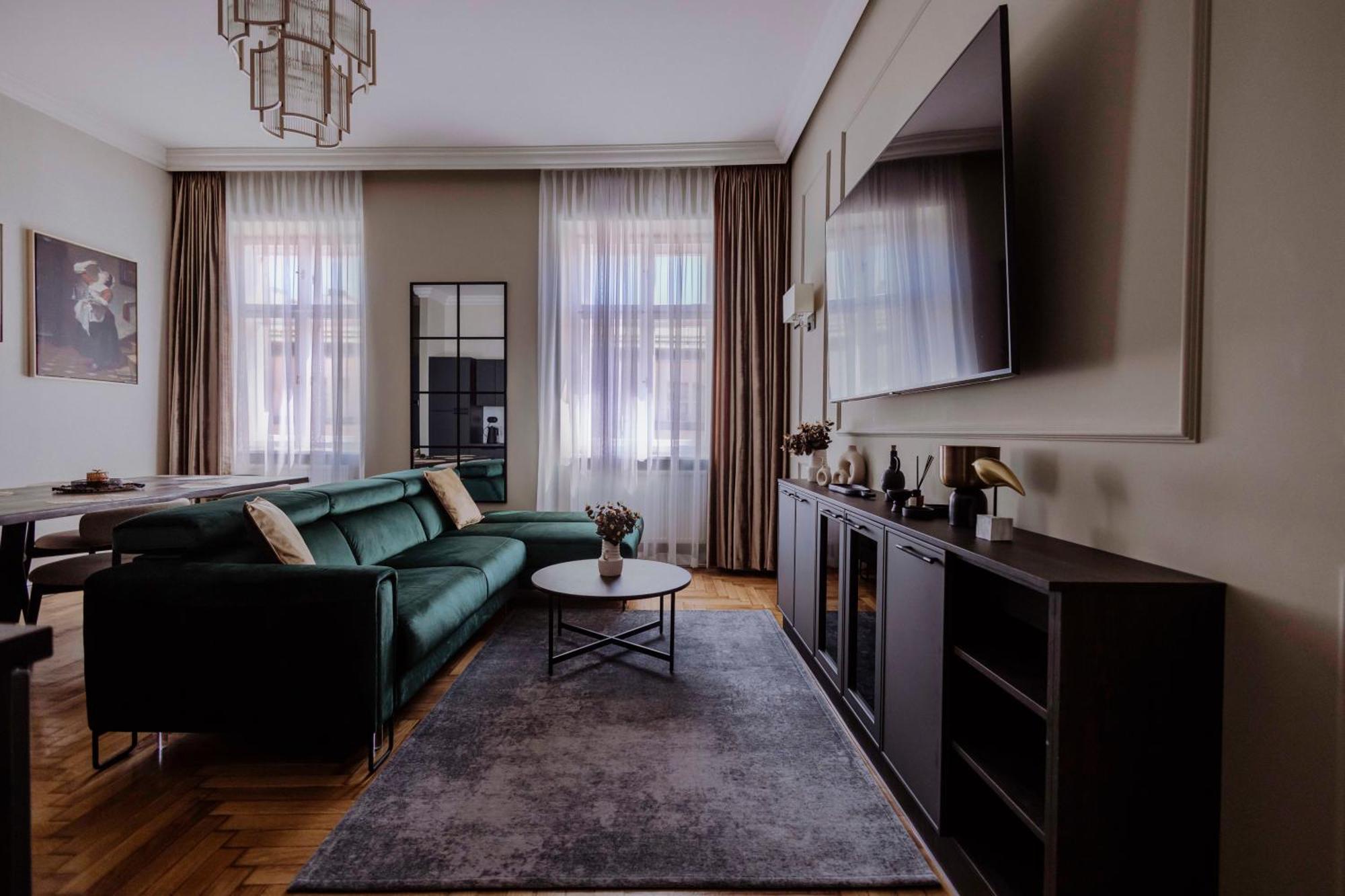 Crown Pearl - Wonderful Apartment, 110Scm, 4 Rooms Cracovia Exterior foto