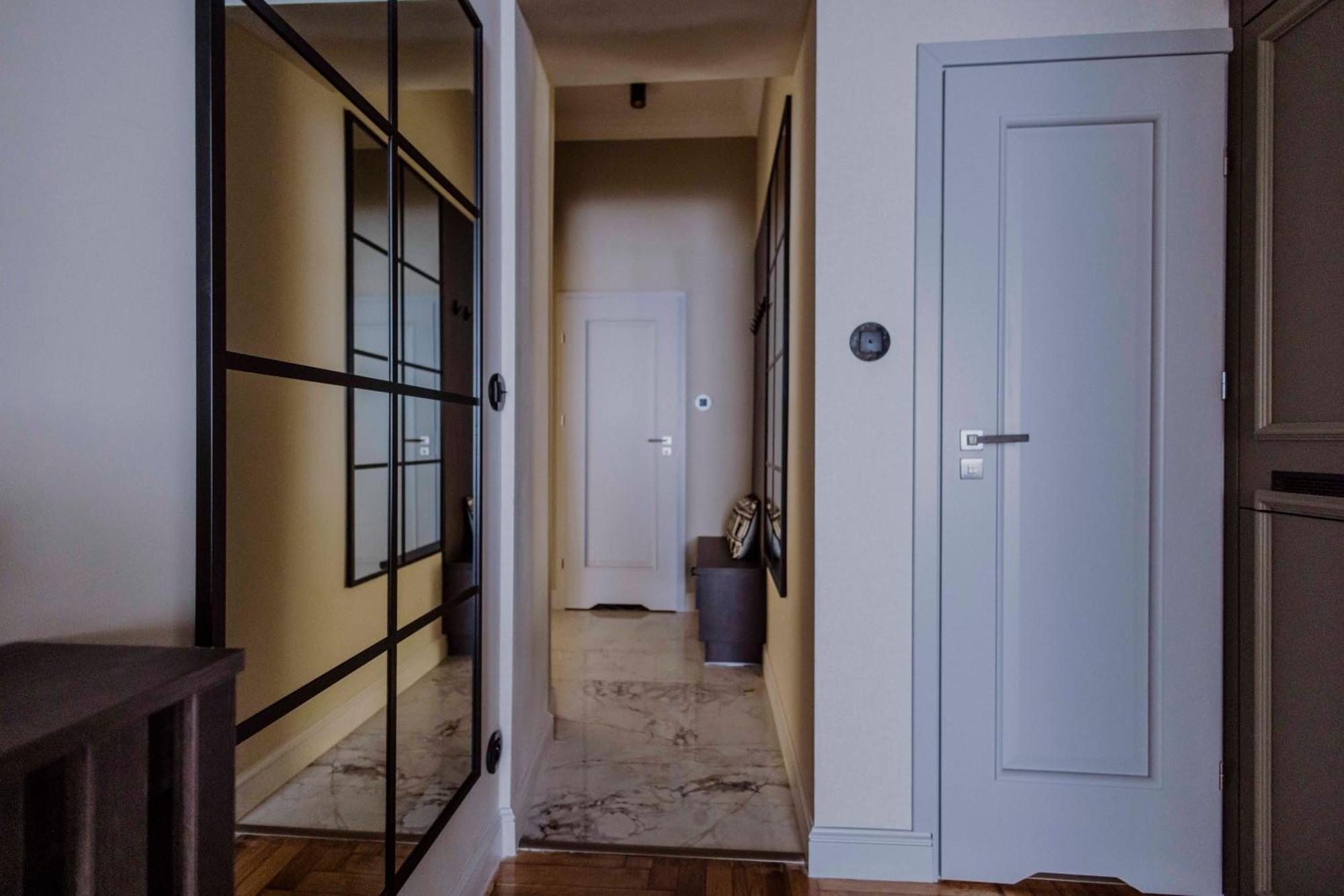 Crown Pearl - Wonderful Apartment, 110Scm, 4 Rooms Cracovia Exterior foto