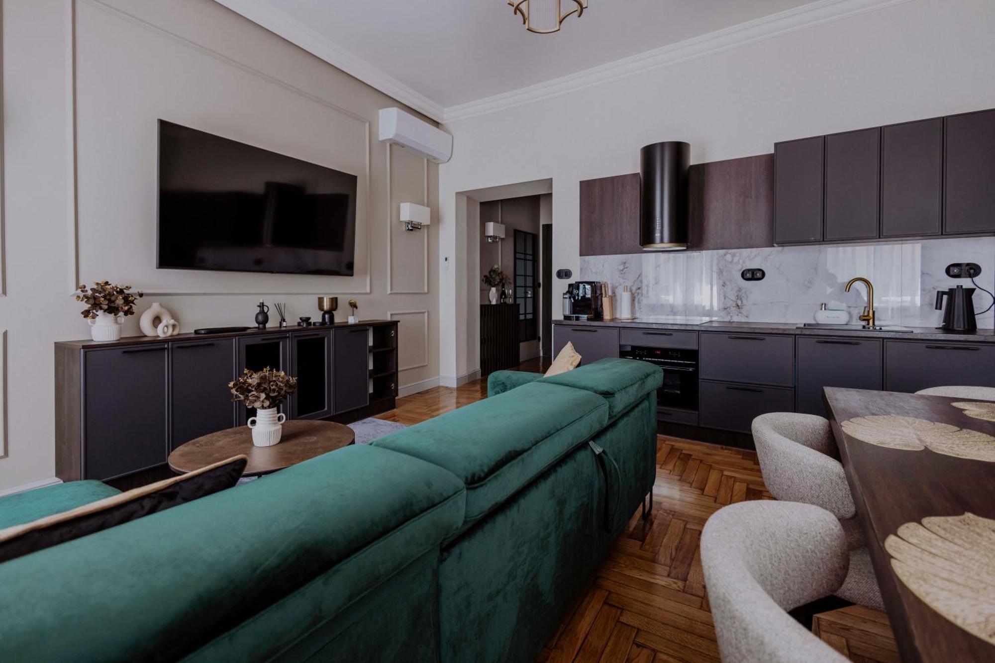 Crown Pearl - Wonderful Apartment, 110Scm, 4 Rooms Cracovia Exterior foto